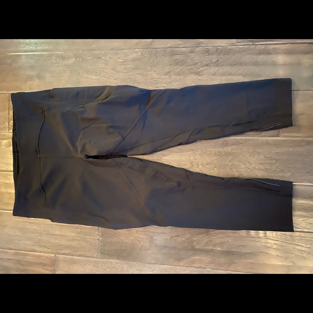 Lululemon Lead the Pack Crop Leggings